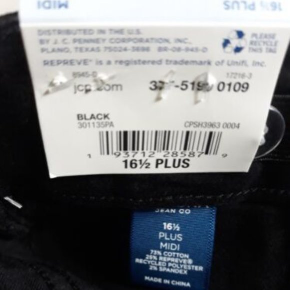 Arizona Womens Shorts Plus Size 16.5 W32.5 cuffed Hem Stretch MIDI Black - Picture 7 of 8